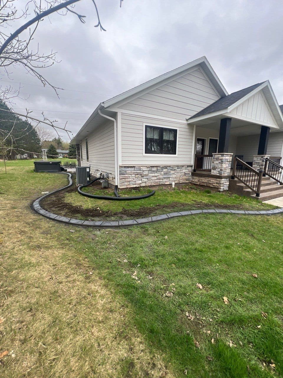 Elegant Granite Curb Edging for Stunning Yards image